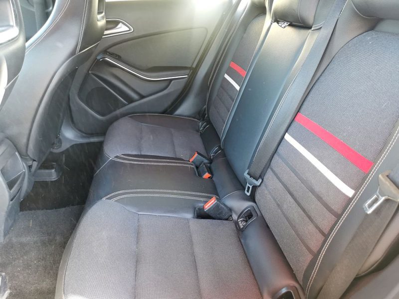 MERCEDES CLASSE A 180 CDI FASCINATION 2012