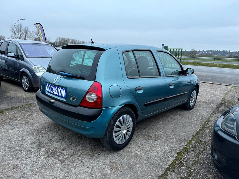 RENAULT CLIO II 2003