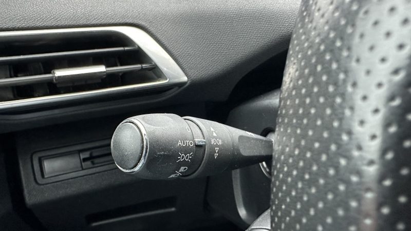 PEUGEOT 3008 GT LINE