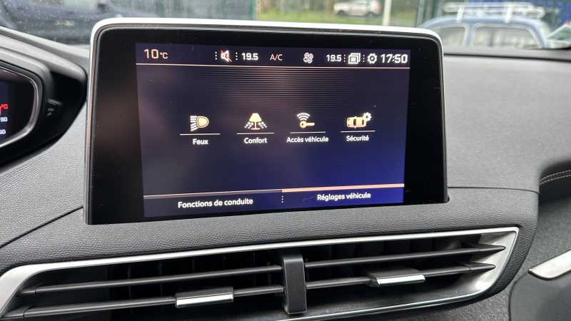 PEUGEOT 3008 GT LINE