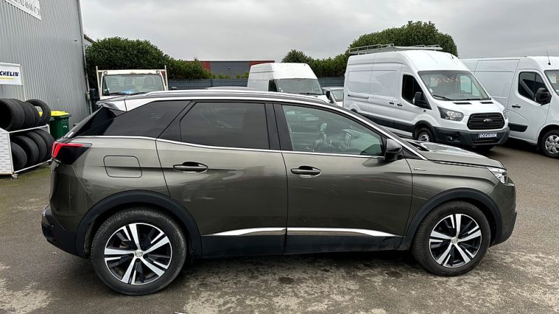 PEUGEOT 3008 GT LINE