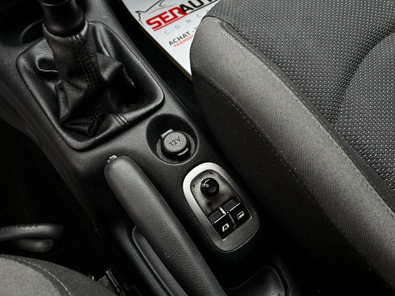 PEUGEOT 206+ 2009
