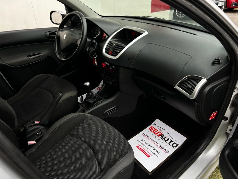PEUGEOT 206+ 2009