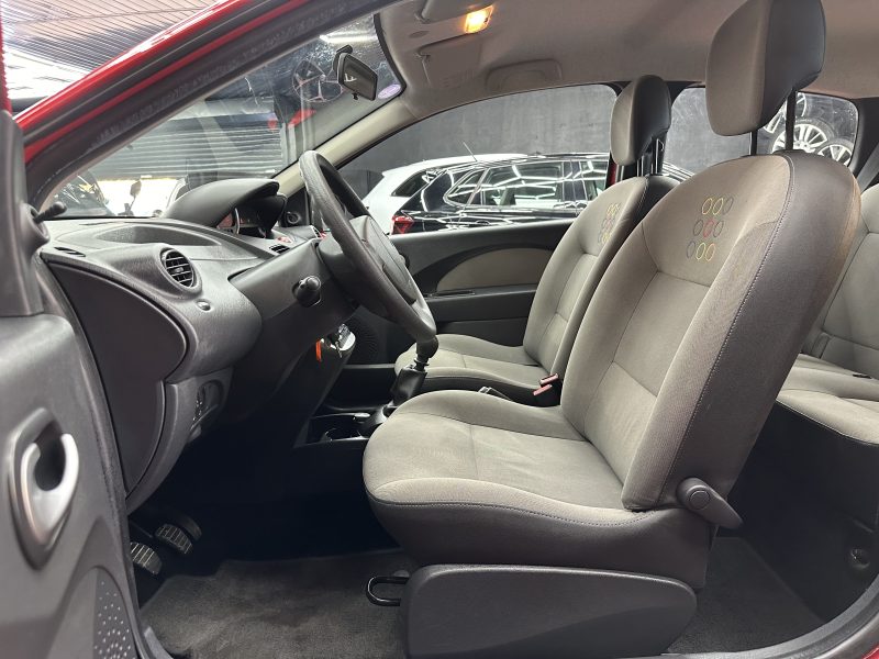 RENAULT TWINGO II 2011