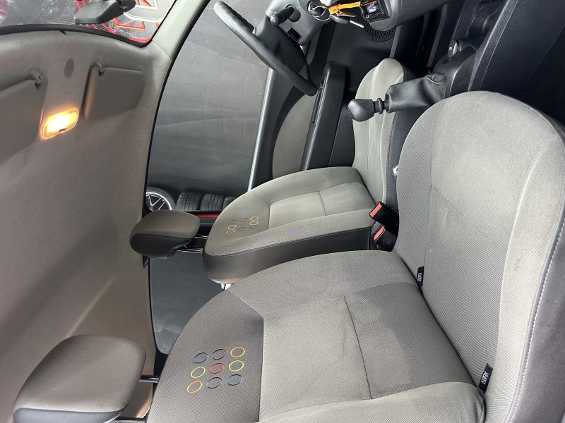 RENAULT TWINGO II 2011