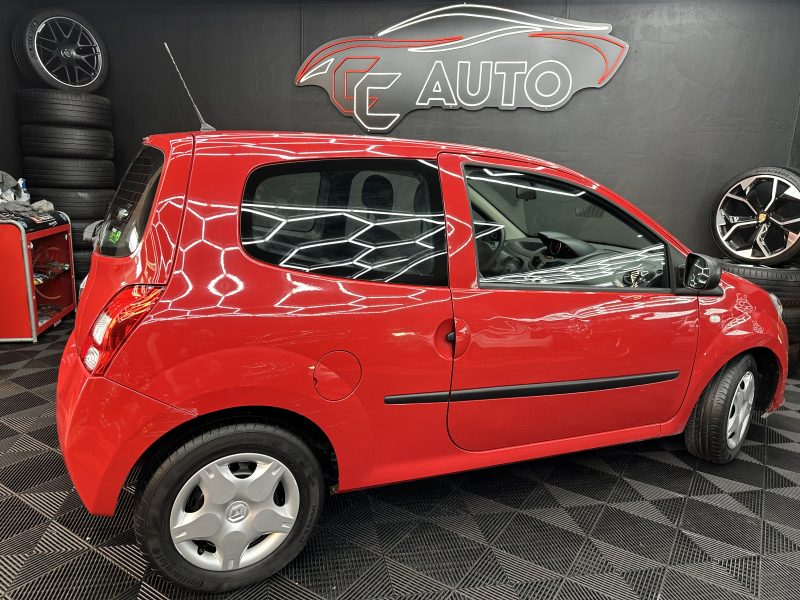 RENAULT TWINGO II 2011