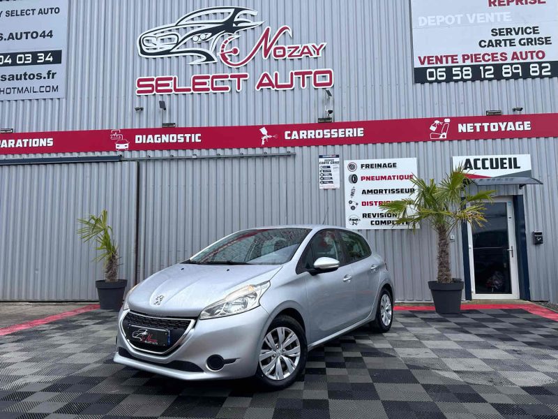PEUGEOT 208 1.4 HDI 68 CV 4 CV CT.OK GARANTIE 12 MOIS IDÉAL JEUNE PERMIS 