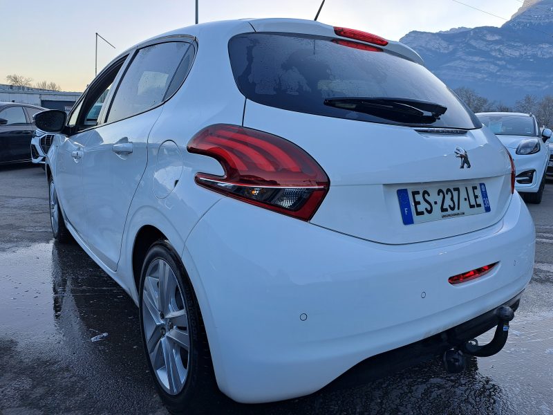 PEUGEOT 208 I 2017