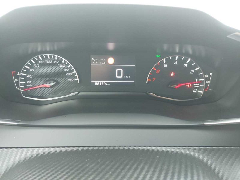 Peugeot  208  2022