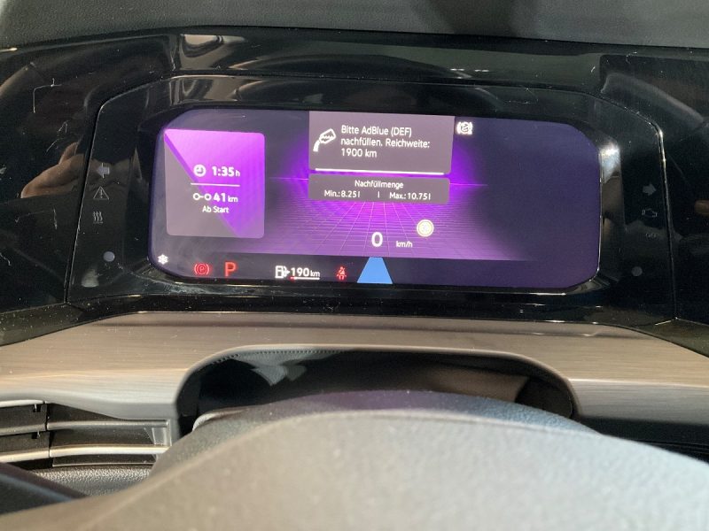 Volkswagen   Golf VIII 2020