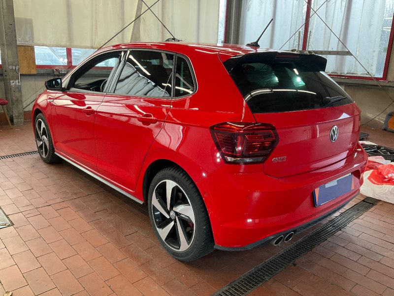 Volkswagen  Polo  2020