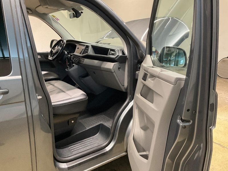 Volkswagen T6 Caravelle 2.0 TDI Comfortline 4MOTION