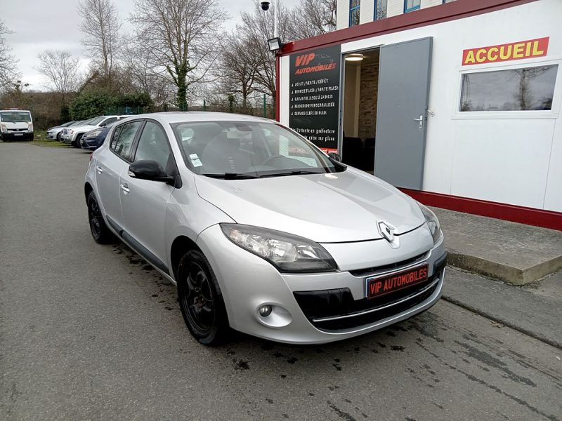 RENAULT MEGANE III 3/5 portes 2011