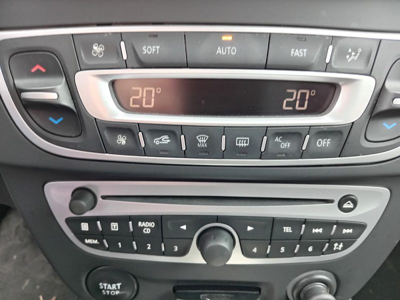 RENAULT MEGANE III 3/5 portes 2011