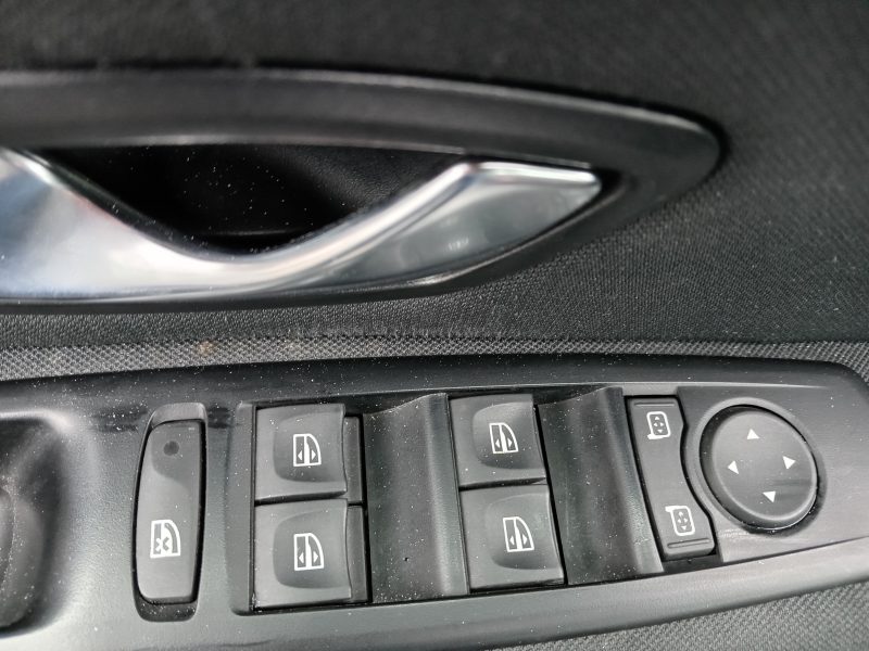 RENAULT MEGANE III 3/5 portes 2011