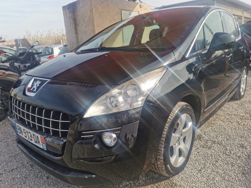 PEUGEOT 3008 2011