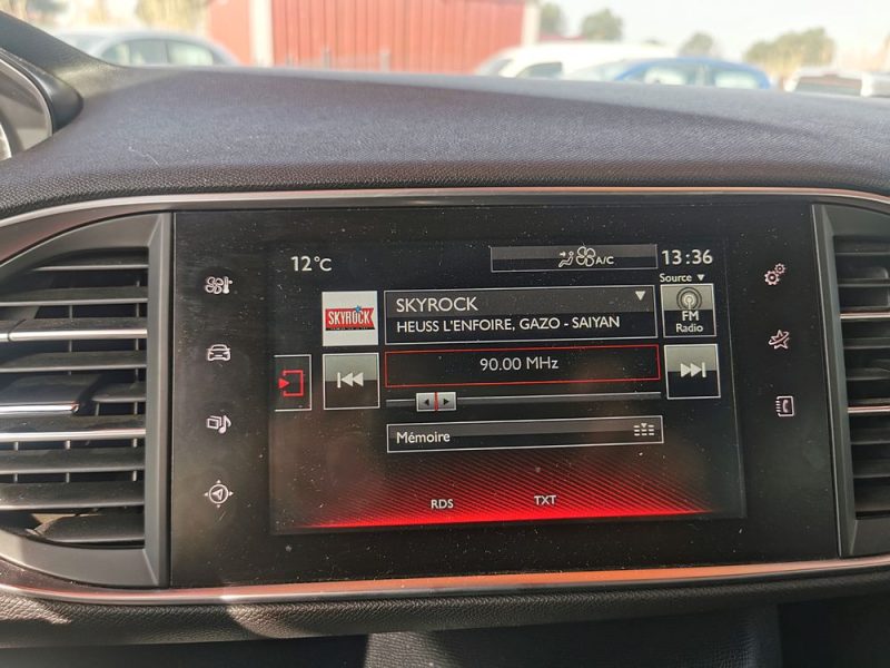 PEUGEOT 308 II 1,2thp gt-line 2015