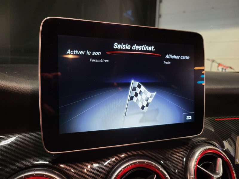 MERCEDES-BENZ CLA 200 156cv Fascination 7G-DCT // APPLE CARPLAY/CAMERA DE RECUL/SIEGES CHAUFFANT