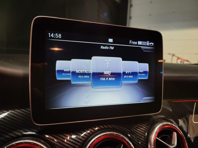 MERCEDES-BENZ CLA 200 156cv Fascination 7G-DCT // APPLE CARPLAY/CAMERA DE RECUL/SIEGES CHAUFFANT