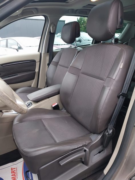 RENAULT SCÉNIC III 1.9 dCi 130 Privilege 7 places