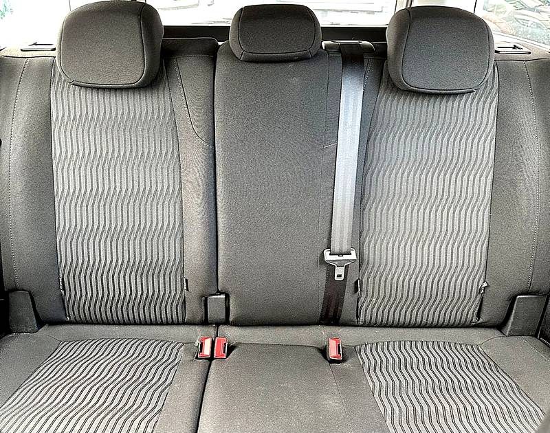 PEUGEOT 308 SW II 1.2L essence 110cv ACTIVE / REVISER_GARANTIE