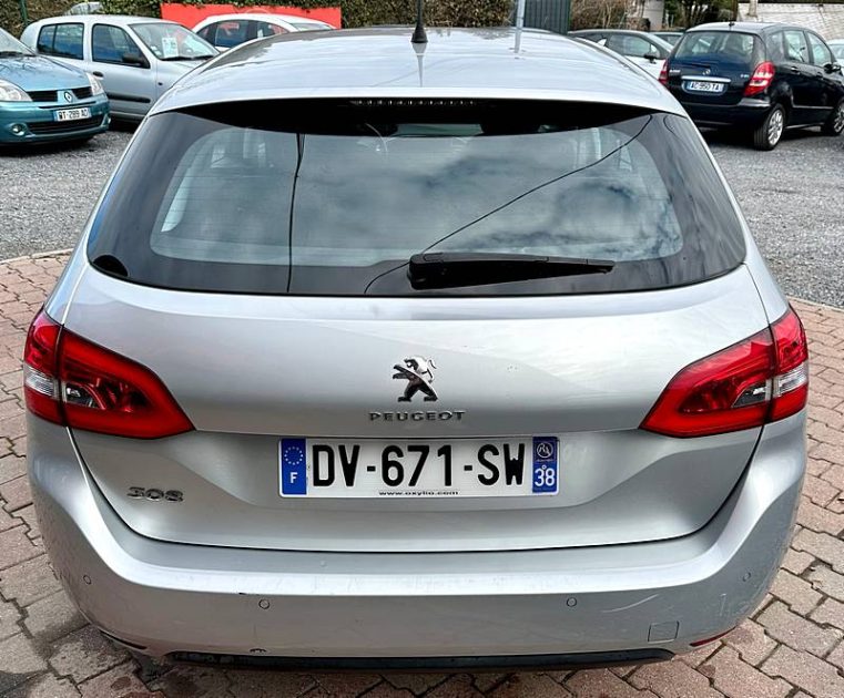 PEUGEOT 308 SW II 1.2L essence 110cv ACTIVE / REVISER_GARANTIE