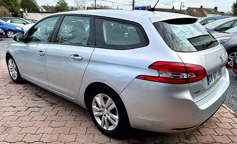 PEUGEOT 308 SW II 1.2L essence 110cv ACTIVE / REVISER_GARANTIE