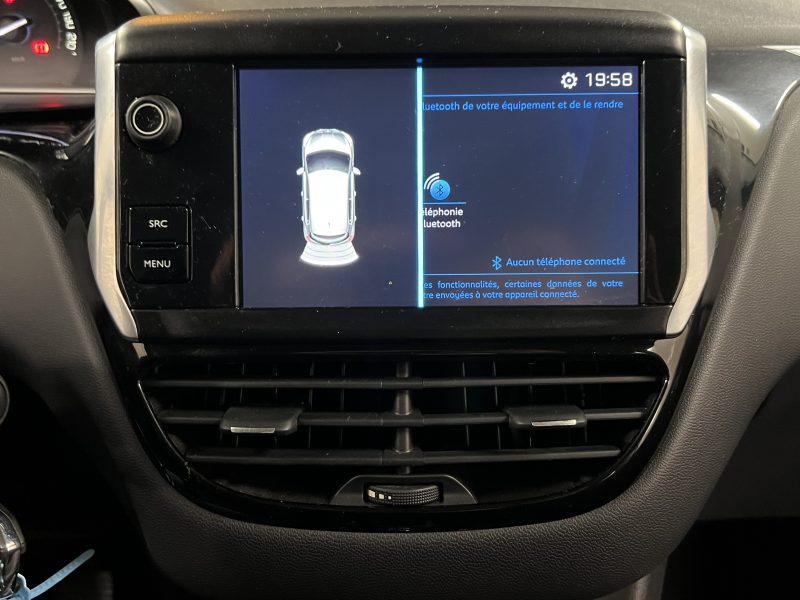 PEUGEOT 208 PHASE 2 II 1.2 82 Cv 1ERE MAIN / 16 600 Kms ECRAN TACTILE CRIT AIR 1 - GARANTIE 1 AN