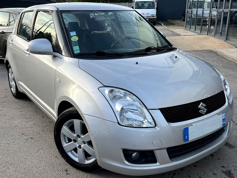SUZUKI SWIFT II 1.3 VVT 93 Cv 5 PORTES / CLIMATISATION BLUETOOTH - GARANTIE 1 AN