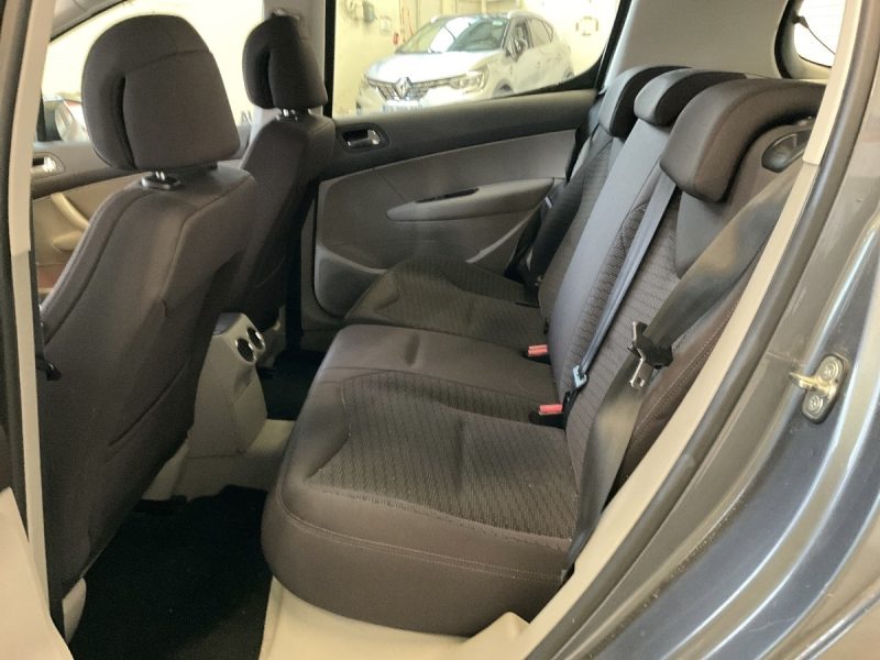 PEUGEOT 308 1.6 HDI 110 Cv PREMIERE MAIN / 37 100 Kms TOIT PANORAMIQUE - GARANTIE 1 AN