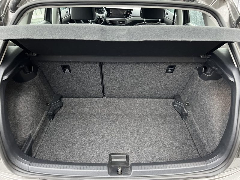 VOLKSWAGEN POLO 6 VI R-LINE 1.0 TSI 110 Cv BOITE AUTO CAMERA GPS CARPLAY & ANDROID - GARANTIE 6 MOIS