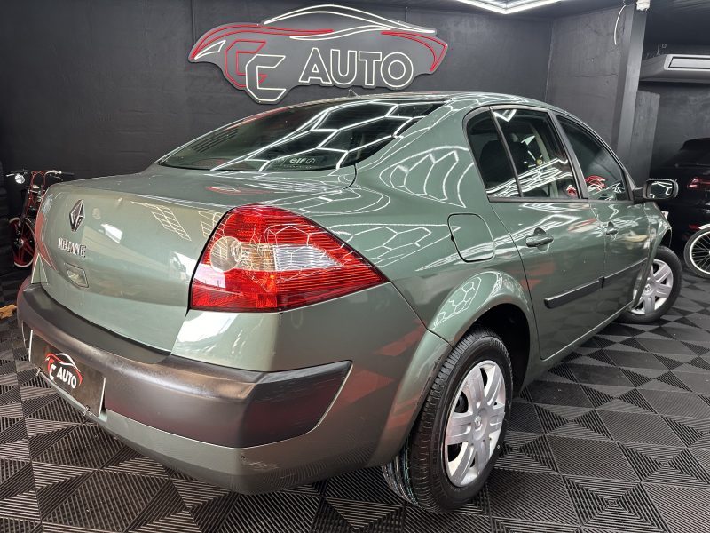 RENAULT MEGANE II  2005