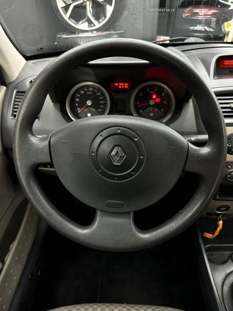 RENAULT MEGANE II  2005