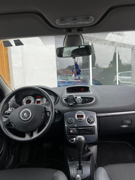 RENAULT CLIO 3 BVA 2009