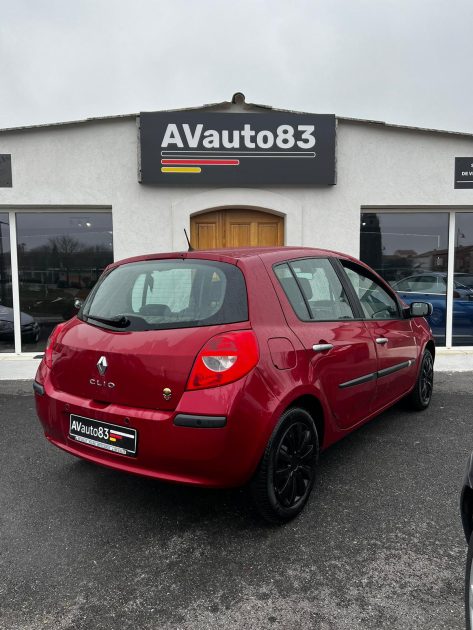RENAULT CLIO 3 BVA 2009