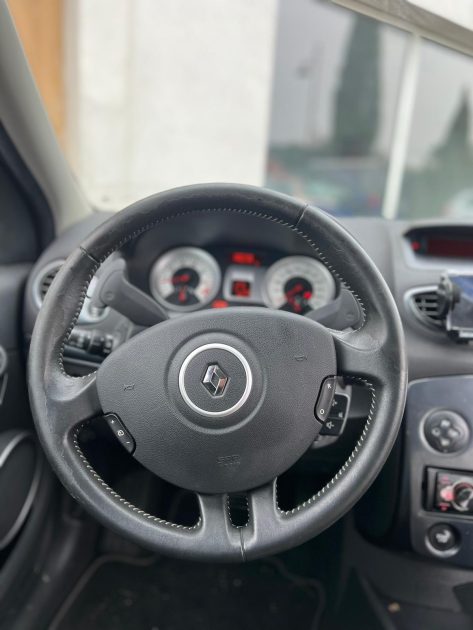 RENAULT CLIO 3 BVA 2009