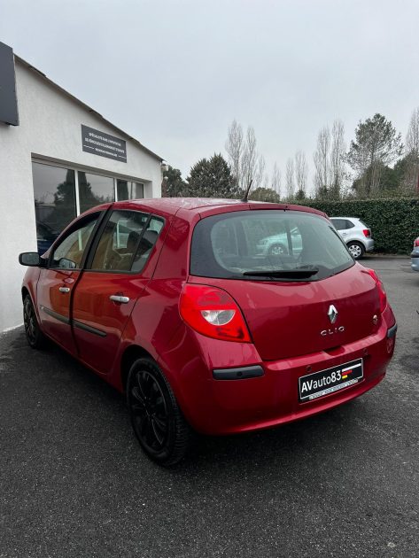 RENAULT CLIO 3 BVA 2009