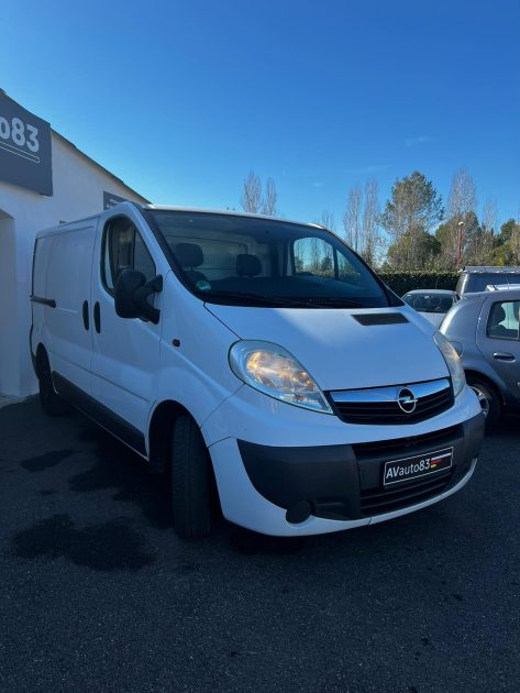 OPEL VIVARO 2006