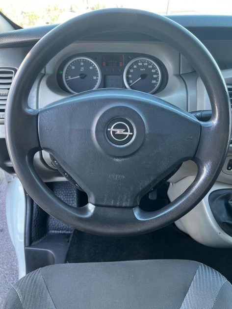 OPEL VIVARO 2006