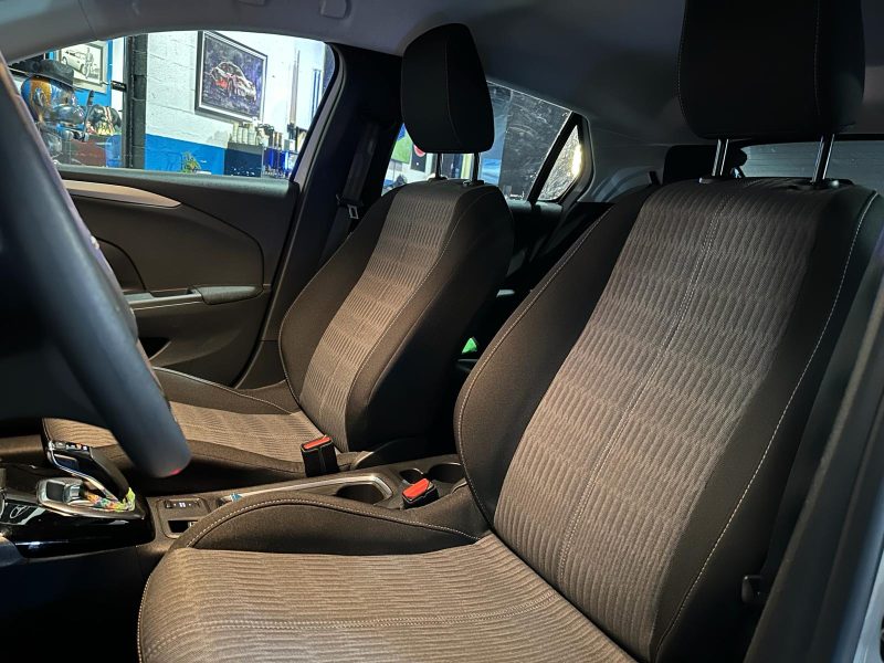 OPEL CORSA F Electrique 136cv Edition BVA // APPLE CARPLAY/ANDROID AUTO/RADAR-AR