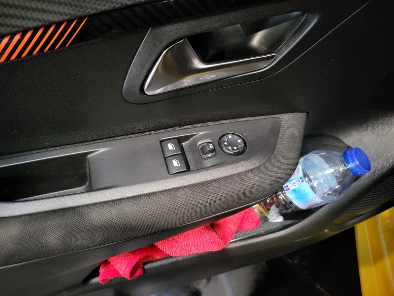 PEUGEOT 208 II 1.5 BlueHDi 100cv Active BVM6 // RADAR-AR/BLUETOOTH/REGULATEUR-LIMITEUR DE VITESSE