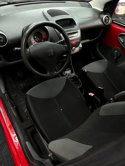 PEUGEOT 107 2009