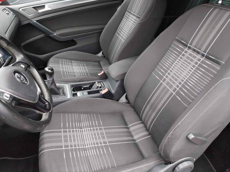 VOLKSWAGEN GOLF VII 2015