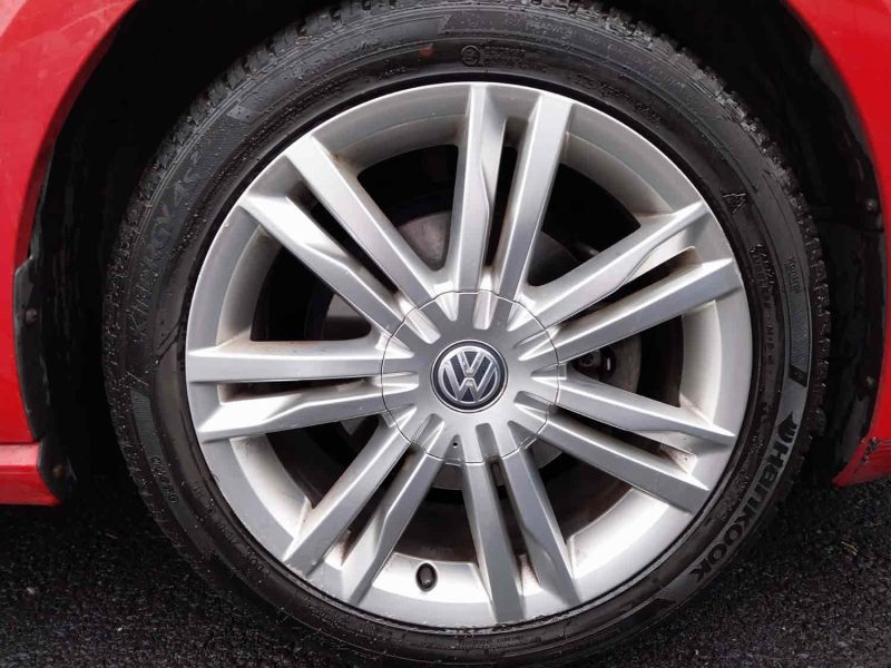 VOLKSWAGEN GOLF VII 2015