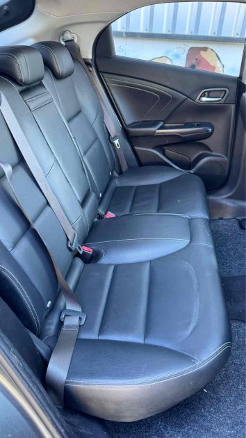 HONDA CIVIC  1.6 i-DTEC 120cv executive cuir toit pano gps reprise possible