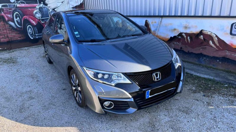 HONDA CIVIC  1.6 i-DTEC 120cv executive cuir toit pano gps reprise possible