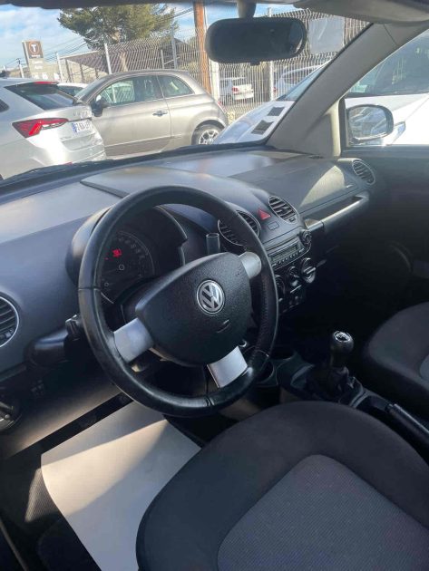 VOLKSWAGEN NEW BEETLE Décapotable  1.9 TDI 1896cm3 105cv