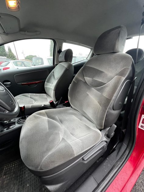 CITROEN C2 1.1l SX PLUS 2004