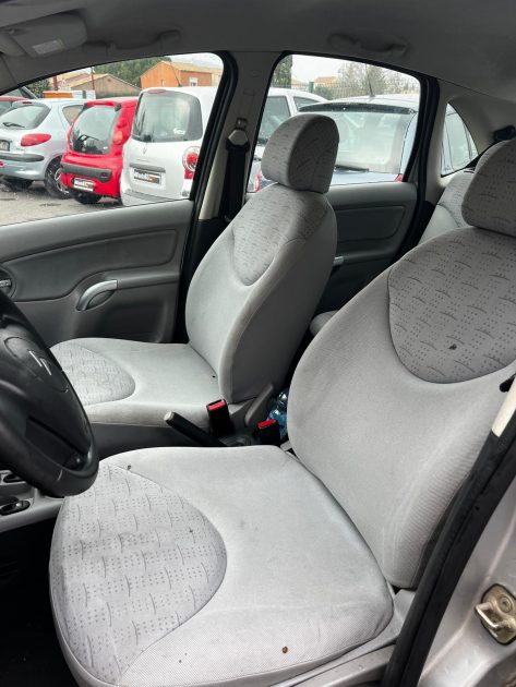 CITROEN C3 1.1l FIRST 2004