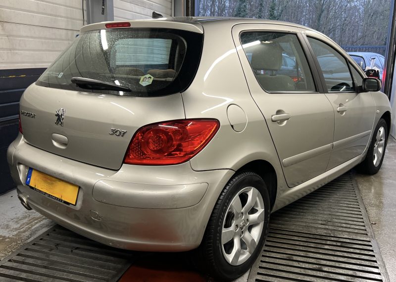 PEUGEOT 307 PHASE 2 1.6 110 Cv PREMIERE MAIN / BOITE AUTOMATIQUE 47 100 KMS 5 PORTES - GARANTIE 1 AN